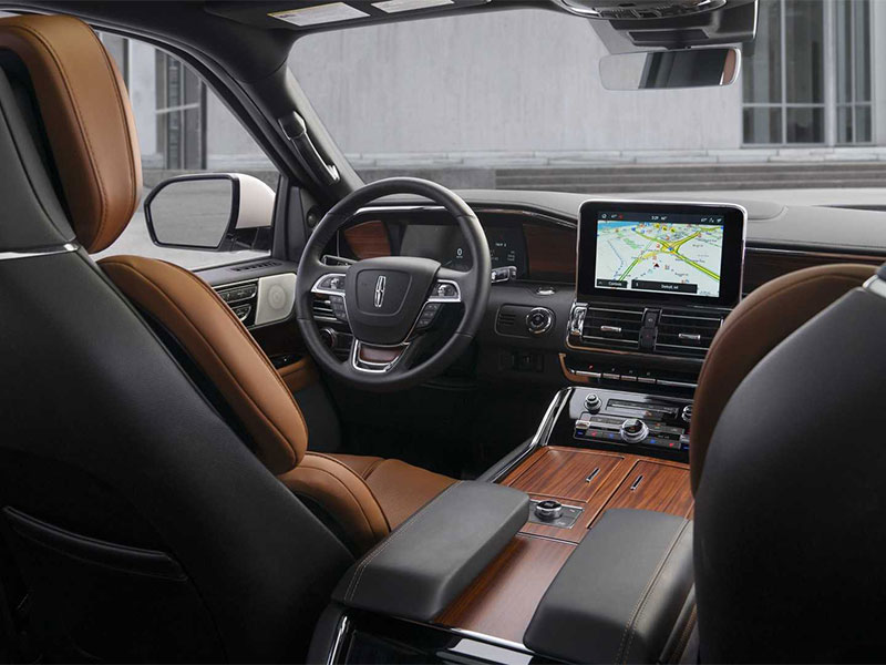 لينكولن تكشف عن نسخة جديدة من " Navigator"